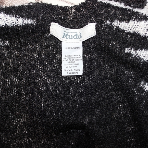 Mudd Tribal Print Cardigan - Picture 5 of 5